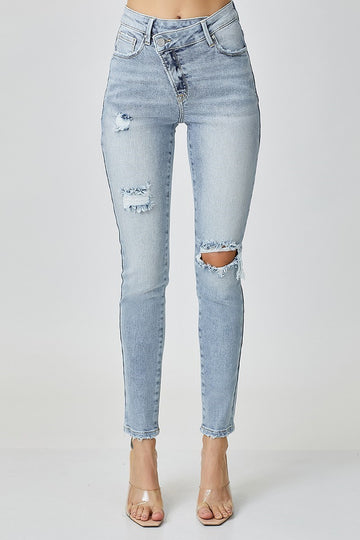 RISEN HIGH RISE CROSSOVER RELAXED SKINNY